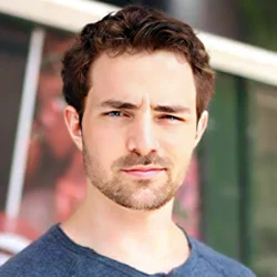 Johnathan Azaria